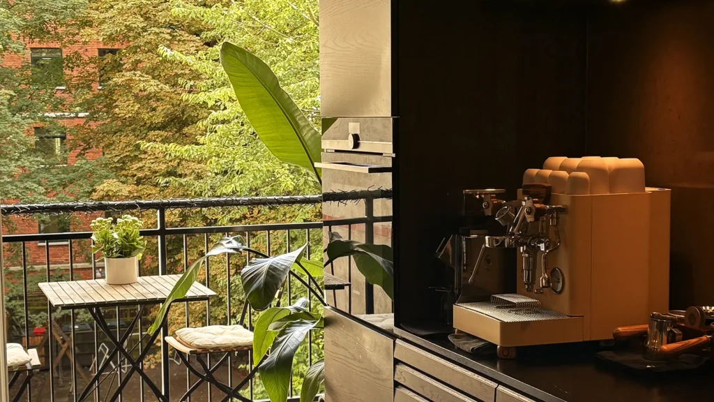 Airbnb flat in Frederiksberg, Copenhagen with balcony and espresso machine
